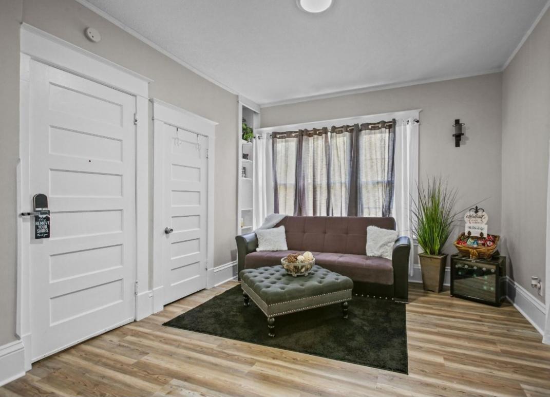 St Paul Fry Street Den Suite#1 Saint Paul Εξωτερικό φωτογραφία