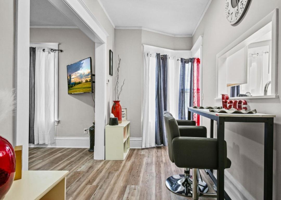 St Paul Fry Street Den Suite#1 Saint Paul Εξωτερικό φωτογραφία